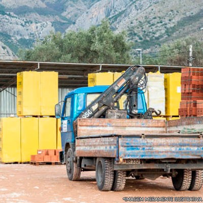 Transporte de materiais construção civil
